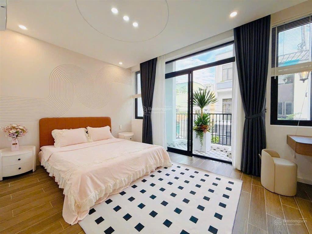 Nhà mới gần chợ, ub, kcn vĩnh lộc 2, 3 tầng 5pn, 4wc, 95 m2 giá 4 tỹ 444tr.   0901 425 *** oanh