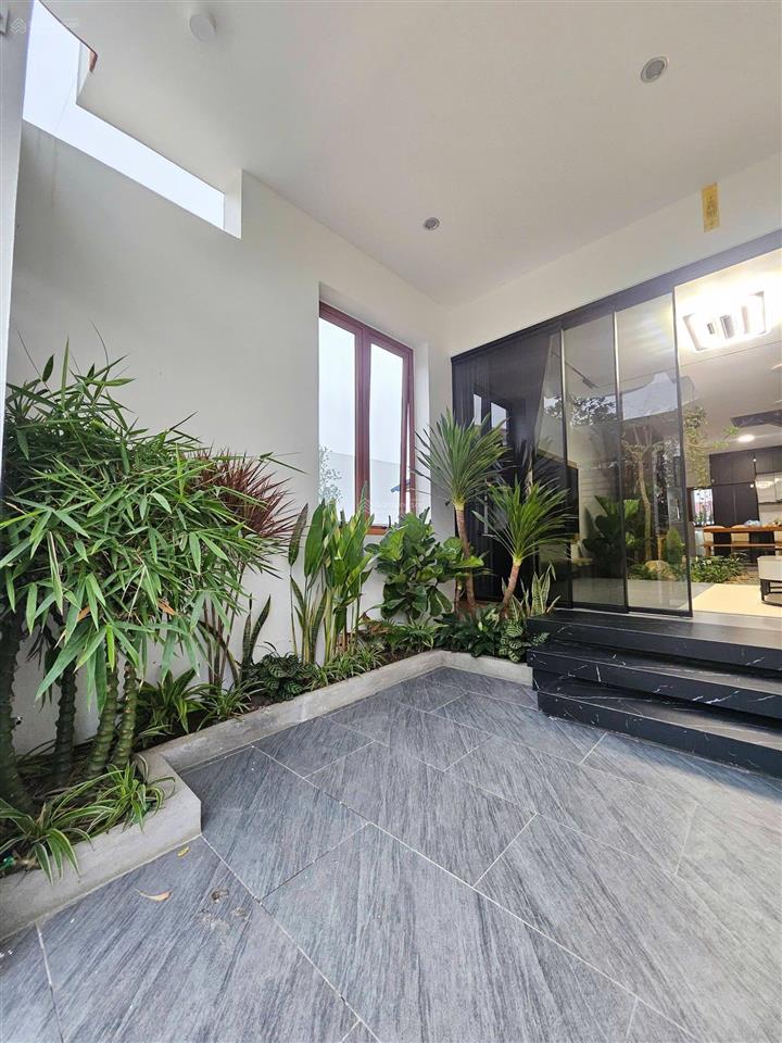 Nhà mới xây cách đường nguyễn hữu trí 100m, 90m2, 3 tầng giá 3 tỷ 333tr.   0901 425 *** oanh