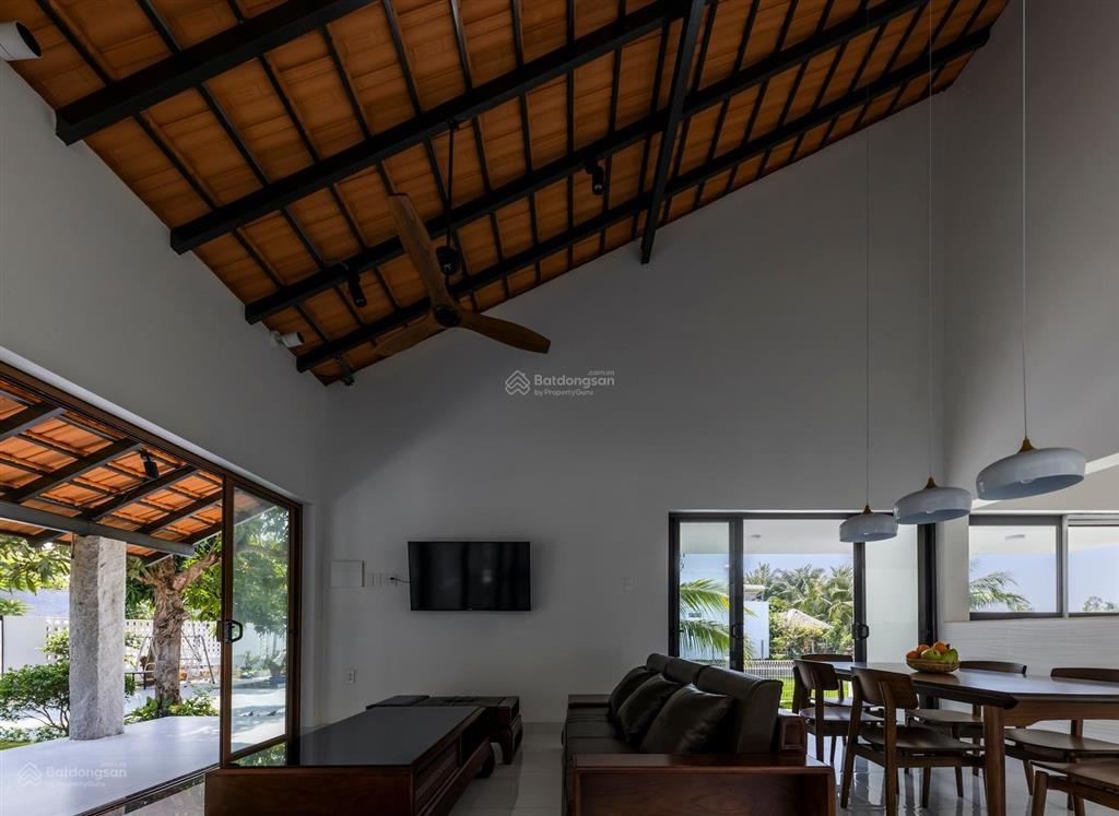 Bán nhà 252m2 mới xây. mẫu hiện đại giá 7 tỷ 560tr. đường nguyễn hữu trí   0901 425 *** oanh
