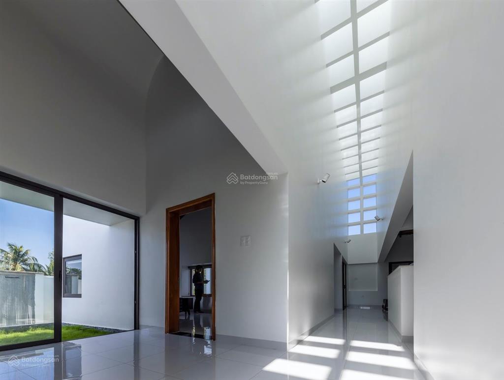 Bán nhà 252m2 mới xây. mẫu hiện đại giá 7 tỷ 560tr. đường nguyễn hữu trí   0901 425 *** oanh