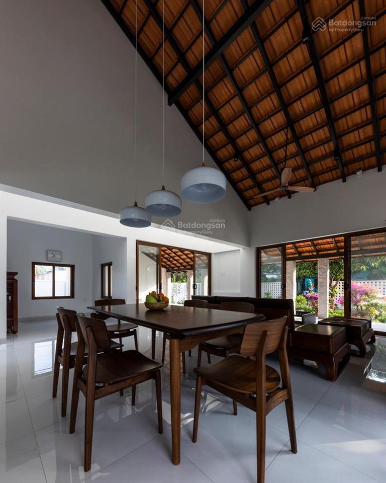 Bán nhà 252m2 mới xây. mẫu hiện đại giá 7 tỷ 560tr. đường nguyễn hữu trí   0901 425 *** oanh