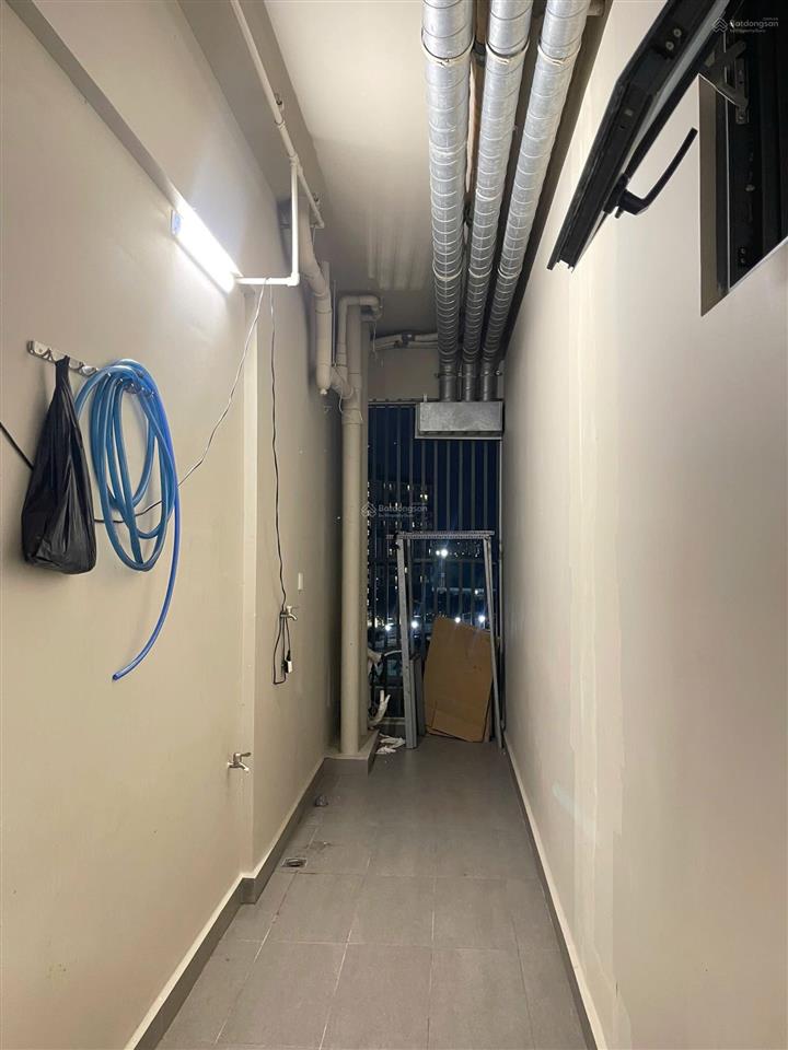 Bán căn 2pn 2wc ban công 78m2, view kênh đào | đã có sổ hồng