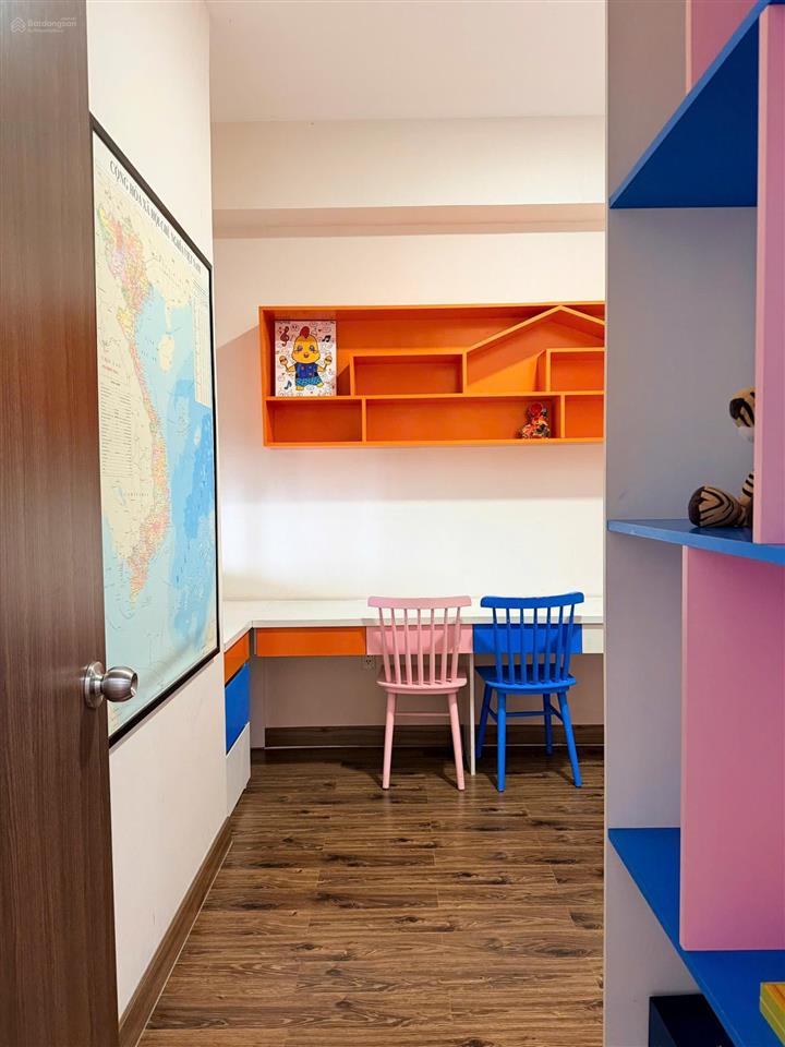 Bán căn 2pn 2wc ban công, hướng bắc  city view | giá chỉ 4.199 tỷ tặng nội thất