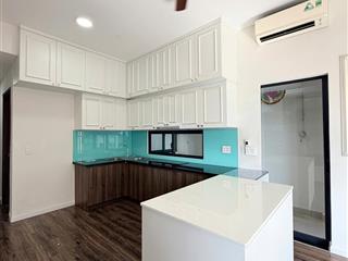 Cho thuê căn 2pn 2wc ban công 72m2, có nội thất. dọn vào ở ngay