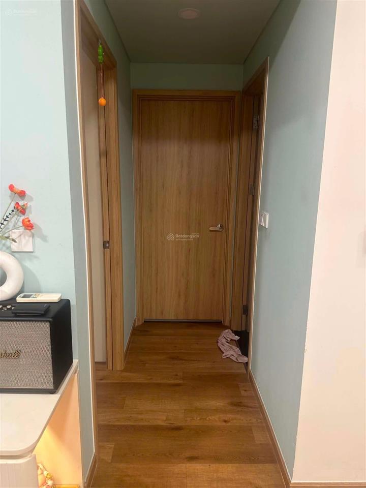 Bán căn 2pn 1wc ban công | có nội thất | sổ hồng sẵn