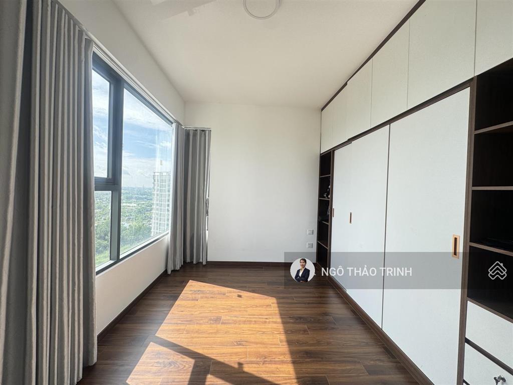 Cho thuê căn góc 79m2 (2pn 2wc ban công) giá 12 triệu/tháng có nội thất