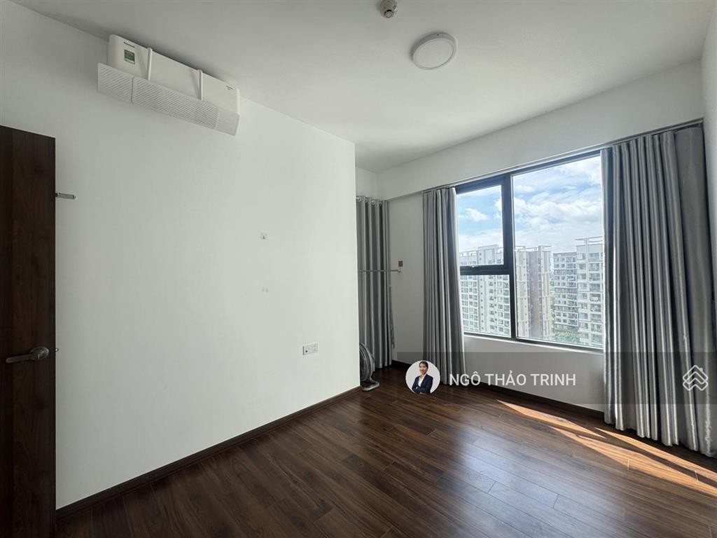 Cho thuê căn góc 79m2 (2pn 2wc ban công) giá 12 triệu/tháng có nội thất