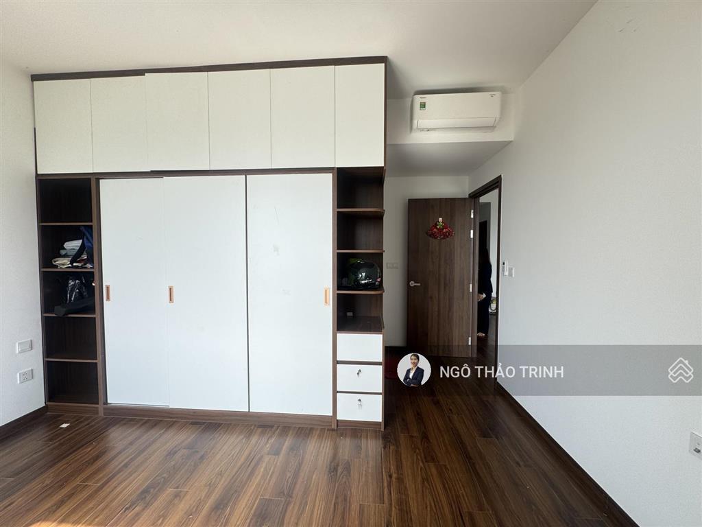 Cho thuê căn góc 79m2 (2pn 2wc ban công) giá 12 triệu/tháng có nội thất