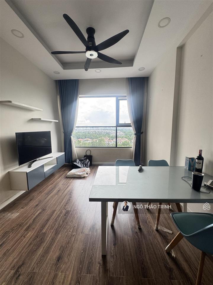 Cho thuê căn 2pn 1wc, full nội thất. giá thuê 9,5tr/tháng view pháo hoa