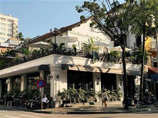 Siêu phẩm  biệt thự sân vườn lô góc khu quang trung  diện tích 400m2 x 3 tầng mặt tiền lô góc 25m