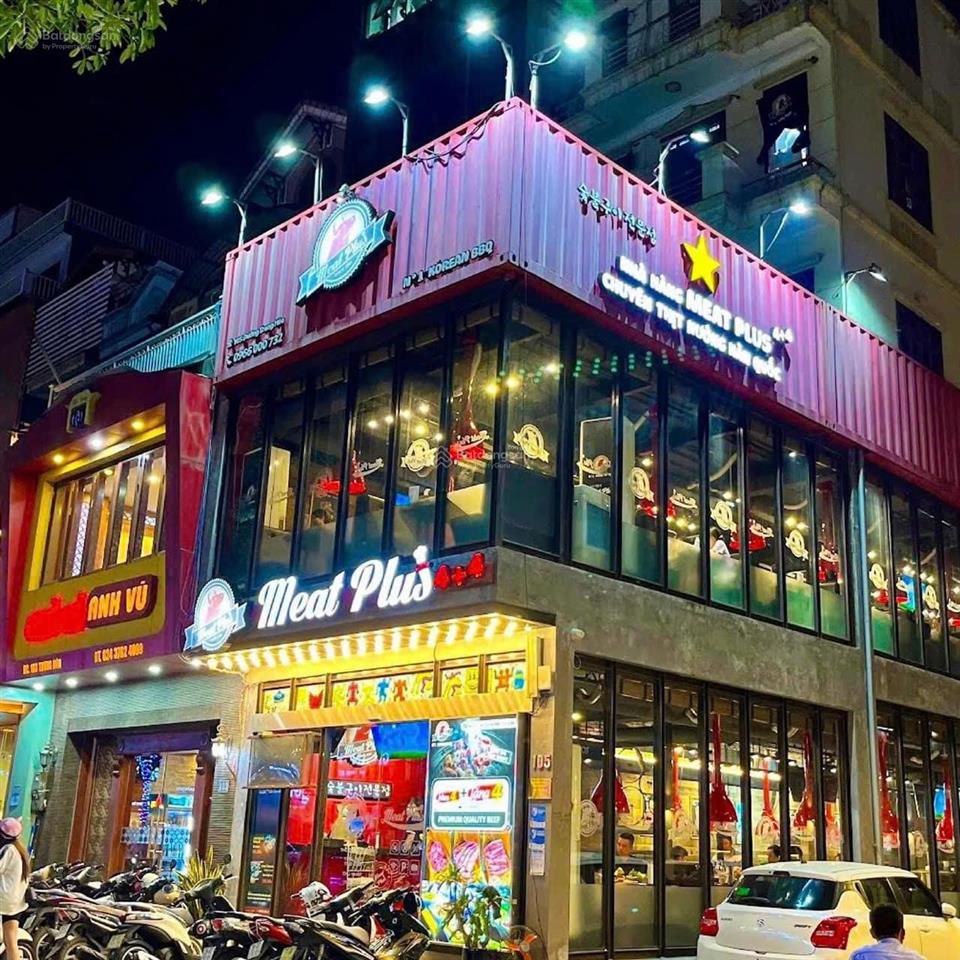 Siêu hiếm cho thuê mbkd lô góc mặt phố trung hoà diện tích 150m2x 5 tầng mặt tiền lô góc 20m
