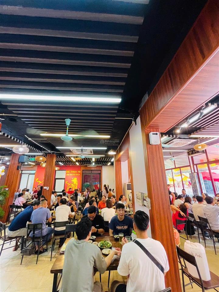 Cho thuê mbkd lô góc phố nguyễn khuyến  mặt tiền trải dài 25m  phù hợp mọi mô hình kinh doanh