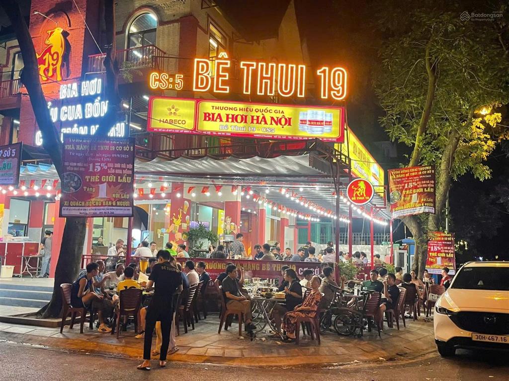 Cho thuê mbkd lô góc phố nguyễn khuyến  mặt tiền trải dài 25m  phù hợp mọi mô hình kinh doanh