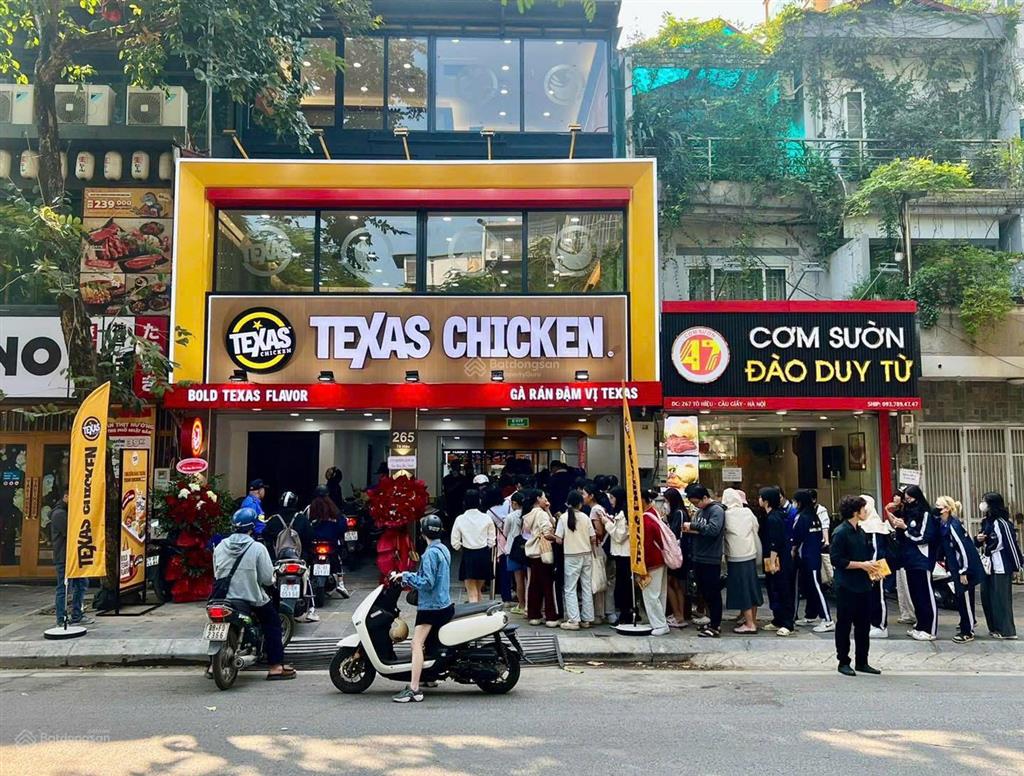 Hàng hiếm  cho thuê mbkd mặt phố tô hiệu lớn  diện tích 250m2x 2 tầng mặt tiền 9m mọi mô hình
