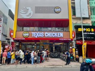 Cho thuê mbkd trung tâm quận hai bà trưngdtsd 1000m2mặt tiền 8mnhà thông sàn có thang máy mọi mh