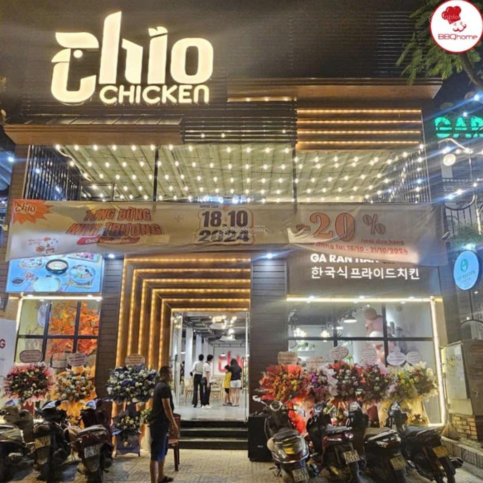 Hàng hiếm  mặt bằng kinh doanh tại con phố nguyễn văn tuyết diện tích 400m2 mặt tiền 8m mọi mh