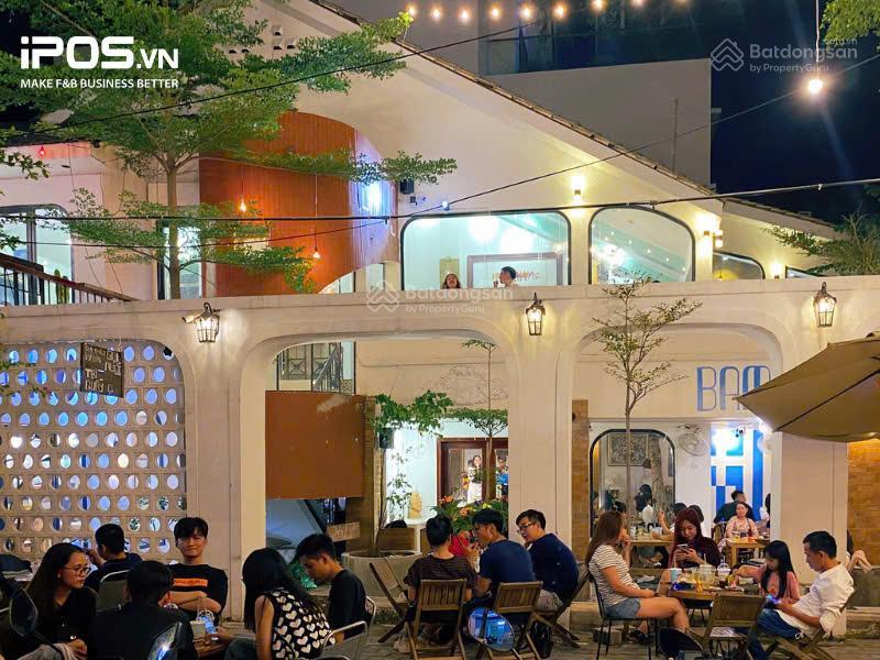 Cho thuê mbkd mặt phố nguyễn đình thi  dt 80m2x 4 tầng  mặt tiền 8m phù hợp mô hình cafe trà sữa