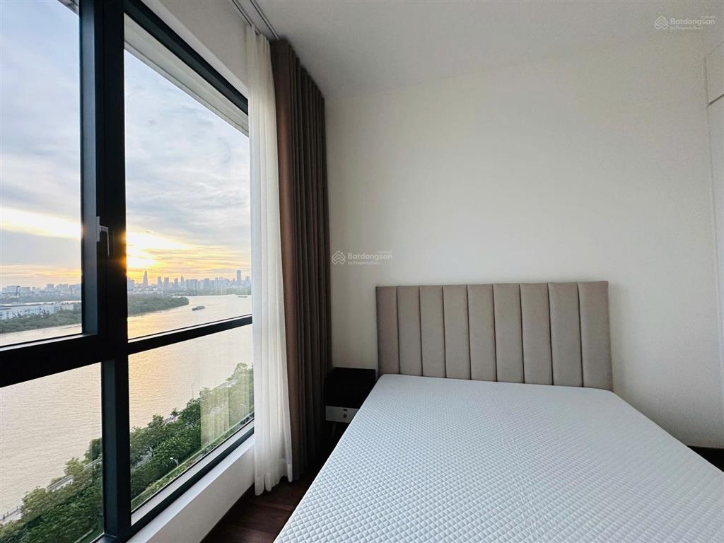 Gấp bán 3pn hoa hậu tầng cao view sông đầu hồi hiếm có tại one verandah