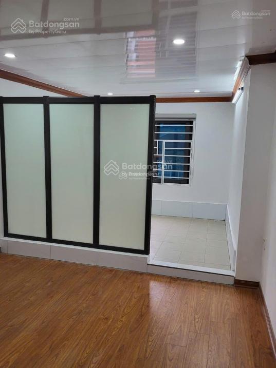 Bán nhà riêng 4 tầng, 33 m² tại la khê, hà đông, 2 phòng ngủ & 3 vệ sinh, ngõ ô tô rộng.