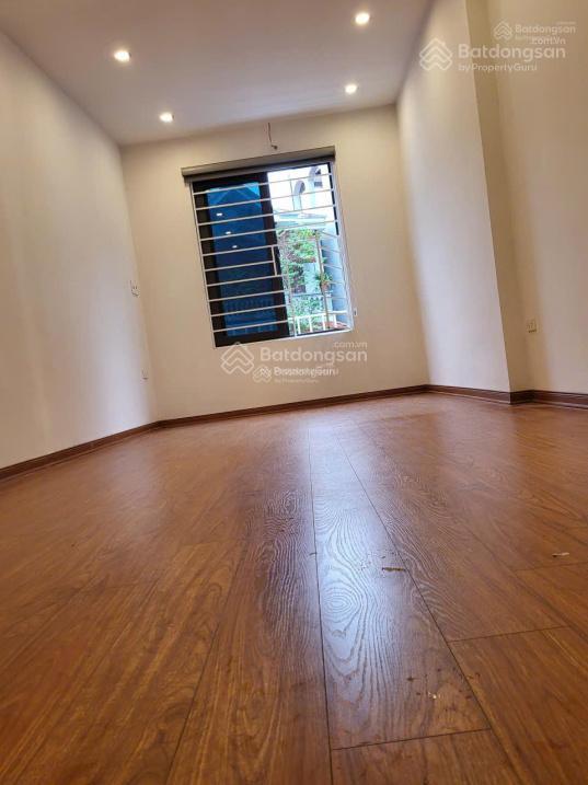 Bán nhà riêng 4 tầng, 33 m² tại la khê, hà đông, 2 phòng ngủ & 3 vệ sinh, ngõ ô tô rộng.