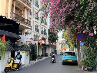 Hxh 10m đường nguyễn văn trỗi phú nhuậ hầm + 8 tầng hơn 3000m2 sàn giá chỉ 185 tỷ
