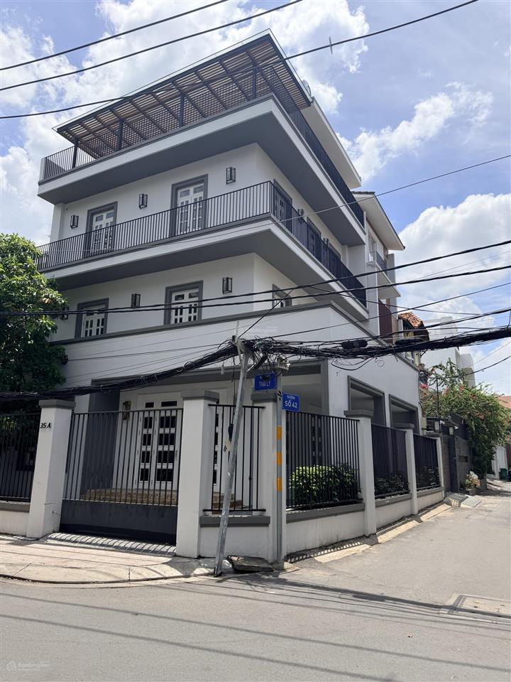 Góc 2mt đường thái ly ngay nguyễn văn hưởng thảo điền 10x17m 4 tầng giá 68 tỷ
