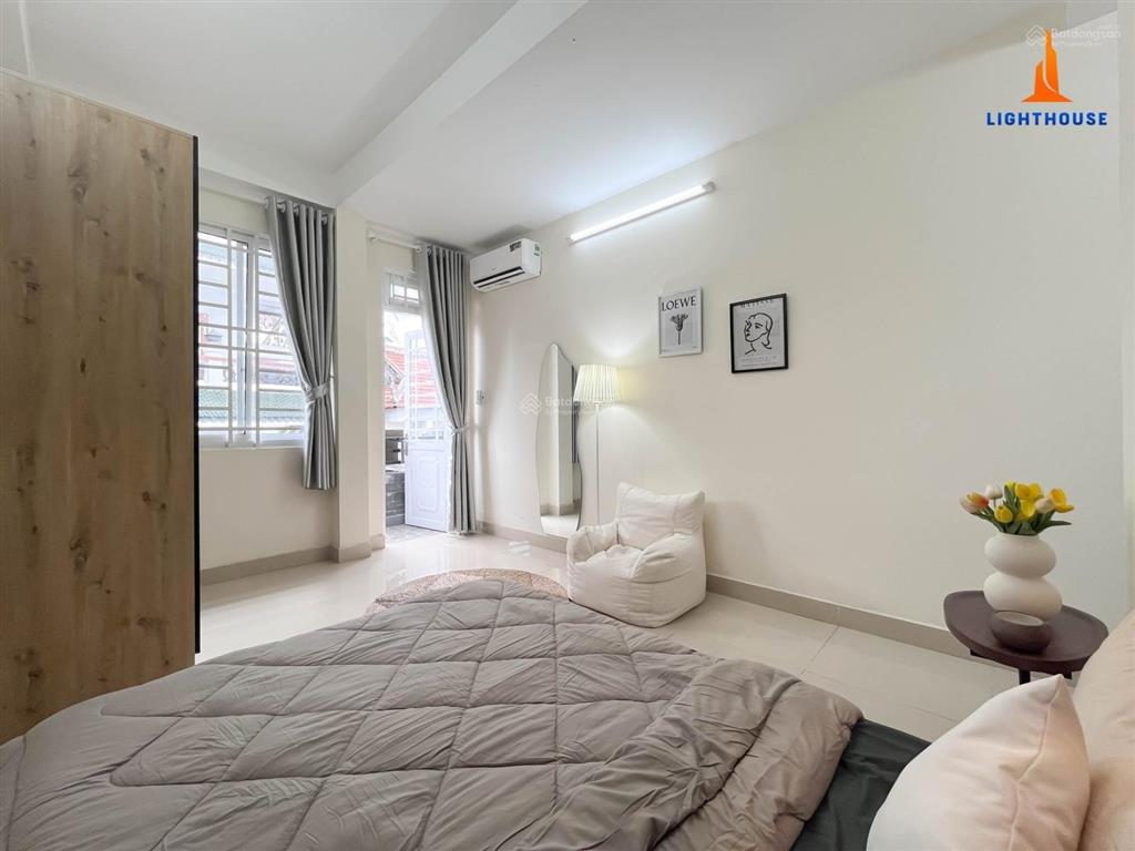 Căn hộ full nội thất mới ngay nguyễn thái sơn