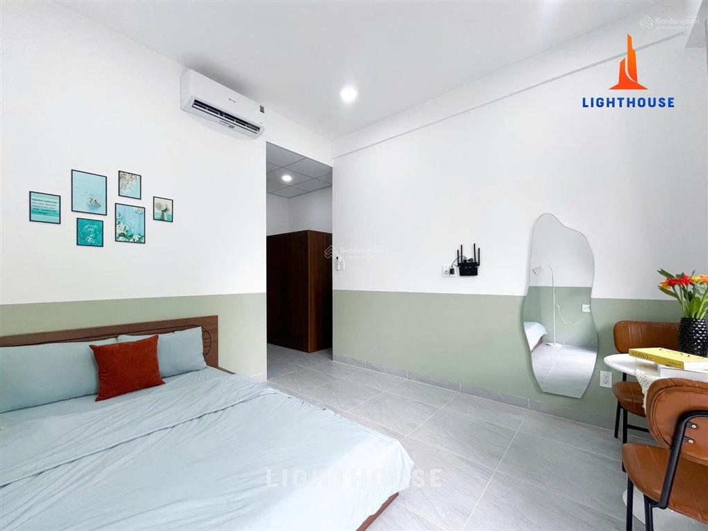 Phòng mới tách bếp, full nội thất ngay trung tâm hành chính quận 2