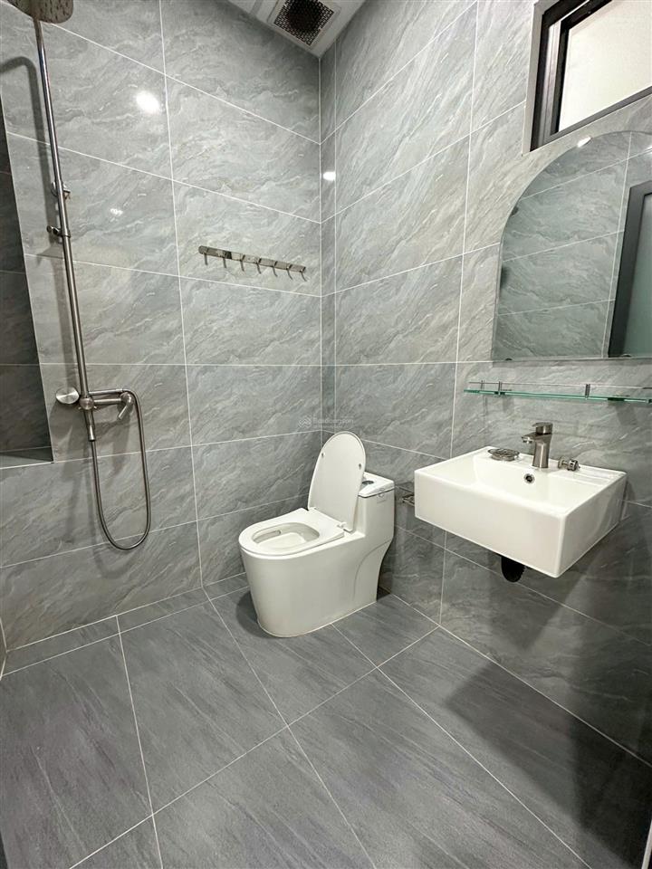 Studio full nội thất mới keng ngay đảo kim cương