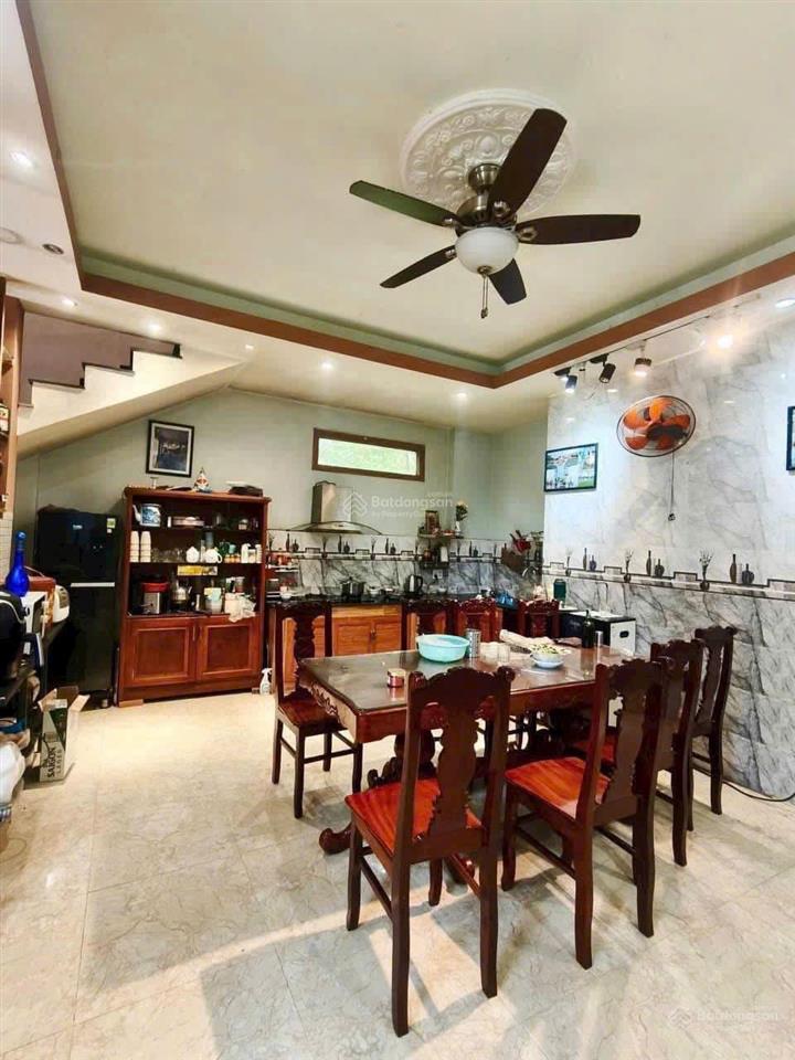 Phú mỹ nhà nhánh đx006 giá 2 tỷ 950 dt 6x19m 115 m2, tc 85m² hướng đông nam