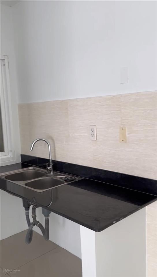 Chính chủ bán căn hộ becamex aroma ngay công viên thành phố mới 2pn 72 m2 giá chỉ 1 tỷ 650 tầng 8
