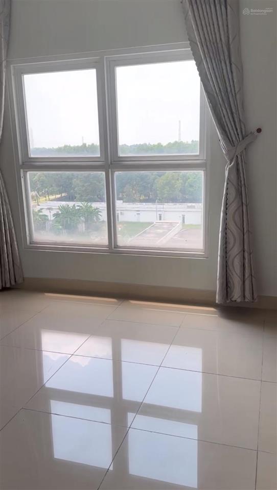 Chính chủ bán căn hộ becamex aroma ngay công viên thành phố mới 2pn 72 m2 giá chỉ 1 tỷ 650 tầng 8