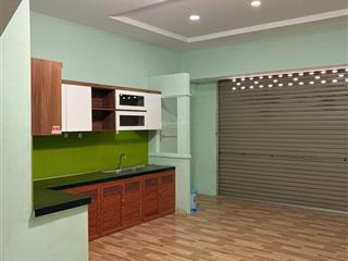 Cho thuê nr 100m2 tại hòa phú, 10 triệu vnd, 2pn, 2wc, mặt tiền 5m kinh doanh buôn bán được ngay