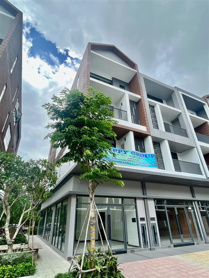 Bán nhà mặt phố tại nhà 2 mặt tiền green city bình dương, giá gốc cdt 4,395 tỷ, 125m2
