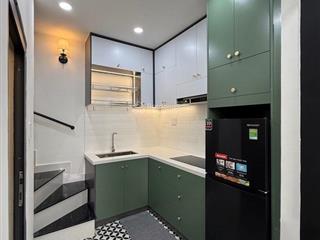 Nhà đẹp đón tếtbình thạnh cạnh quận 1 chỉ 3,98 tỷ
trệt, lầu đúc btct kiên cố. gồm 2pn, 2wc, pk, b