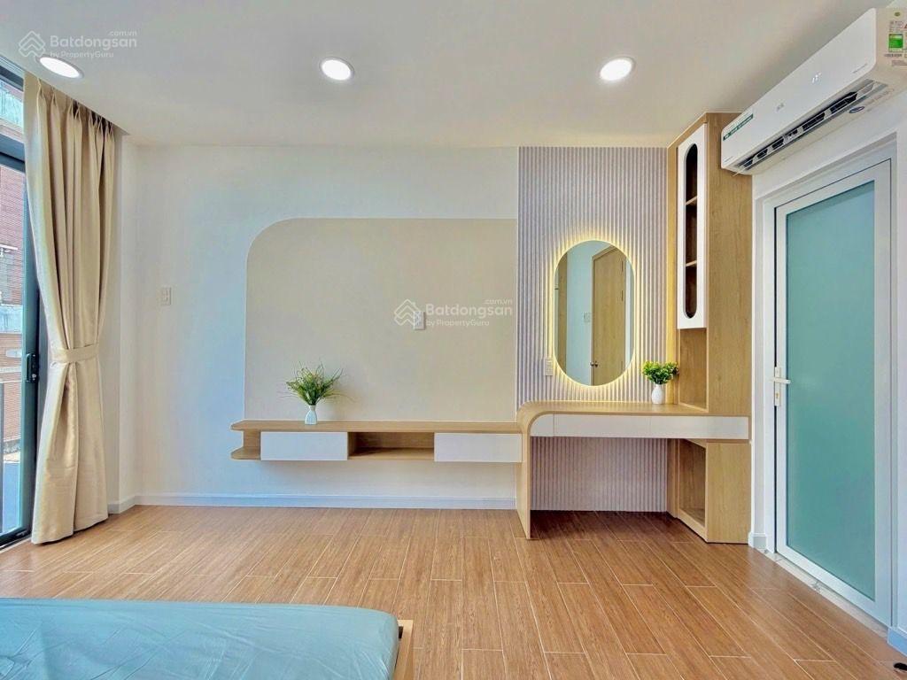 Nhà mới xây 4 tầngngay cầu bôngbình thạnh cạnh quận 1,quận 3. sát đường trường sachợ bà chiểu