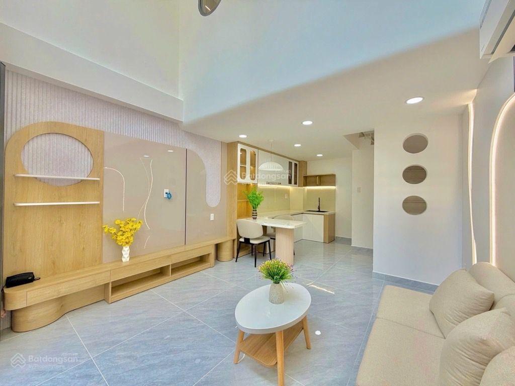 Nhà mới xây 4 tầngngay cầu bôngbình thạnh cạnh quận 1,quận 3. sát đường trường sachợ bà chiểu