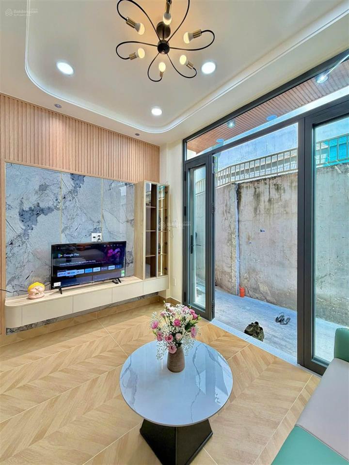 4,95tỷ có siêu phẩm siêu hiếm phú nhuận thuận lợi di chuyển q1,bình thạnh cạnh sân bay