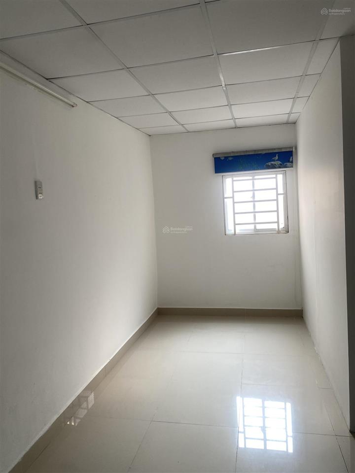 Nhà hiếm bình thạnh chỉ 2,45tỷ ngay trung tâm cạnh chợ bà chiểu 1 trệt 1 lầu đúc
