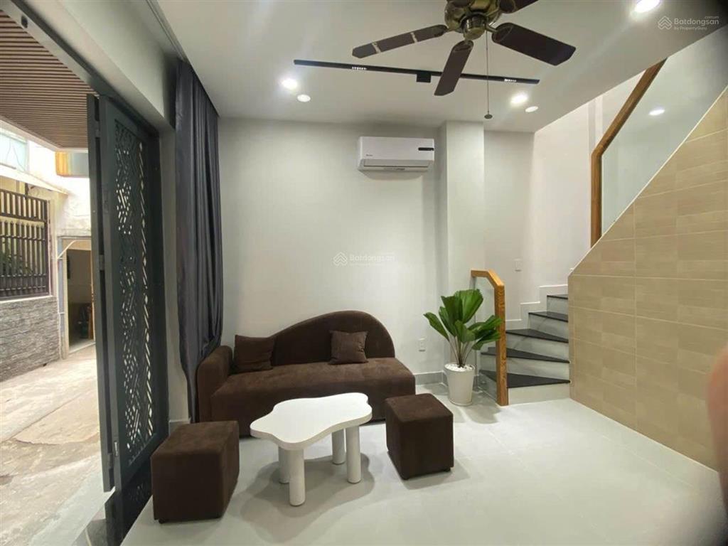 Hot nhà mới đối diện landmark 81 chỉ 5,85 tỷ 3 phòng ngủ có phòng ngủ dưới trệt cực hi