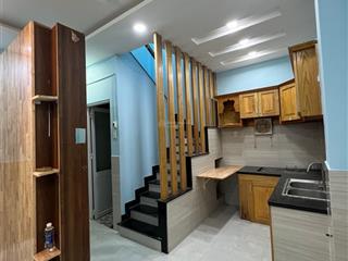 Chỉ 2,4 tỷ có nhà riêng phú hữu sát nguyễn duy trinh quận 2. gần liên phường