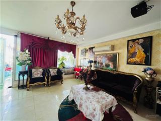 Tòa nhà thang máy 6 tầng có hầm đối diện công viên mt trương văn bang, bình trưng chỉ 40 tỷ