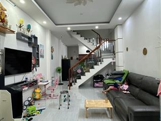 Chủ định cư 4,4 tỷ tặng full nội thất hẻm xe hơi võ văn hát, phú hữu 50,2m (4 x 12,5m) 2 tầng