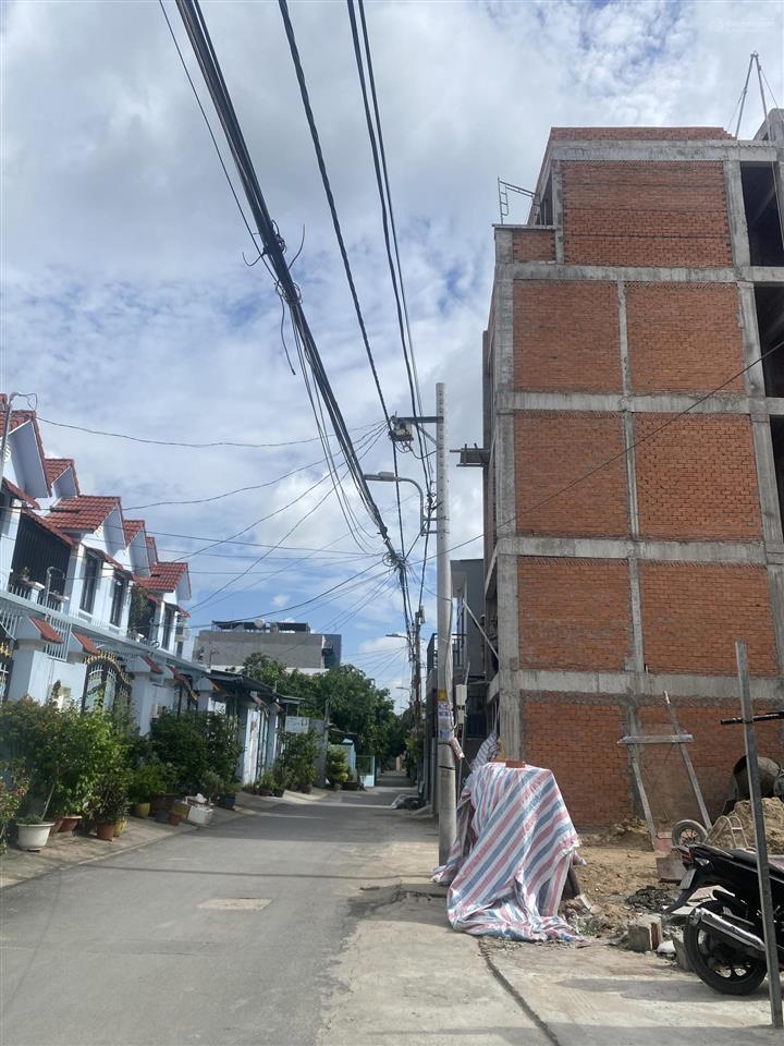 Chỉ 4 tỷ nhà 72m 4pn hxh nguyễn duy trinh, gần vòng xoay phú hữu diện tích 72m (4,6
