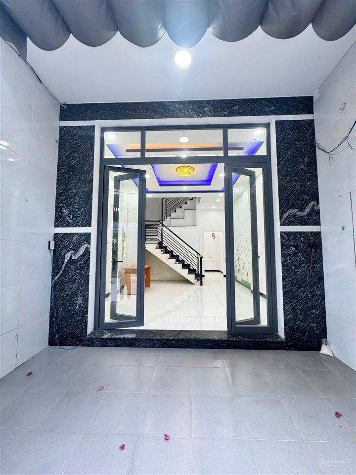 Chỉ hơn 3 tỷ nhà 3 tầng, 4pn hẻm xe hơi nguyễn duy trinh  long trường phú hữu q9 1 trệt 2 lầu