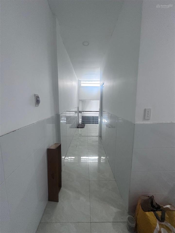 Sốc! nhà ngang 6m thực tế 105m2  kdc gia hòa  đỗ xuân hợp, chỉ 4,8 tỷ! nhà 2t, 2pn, 3wc, sân rộng