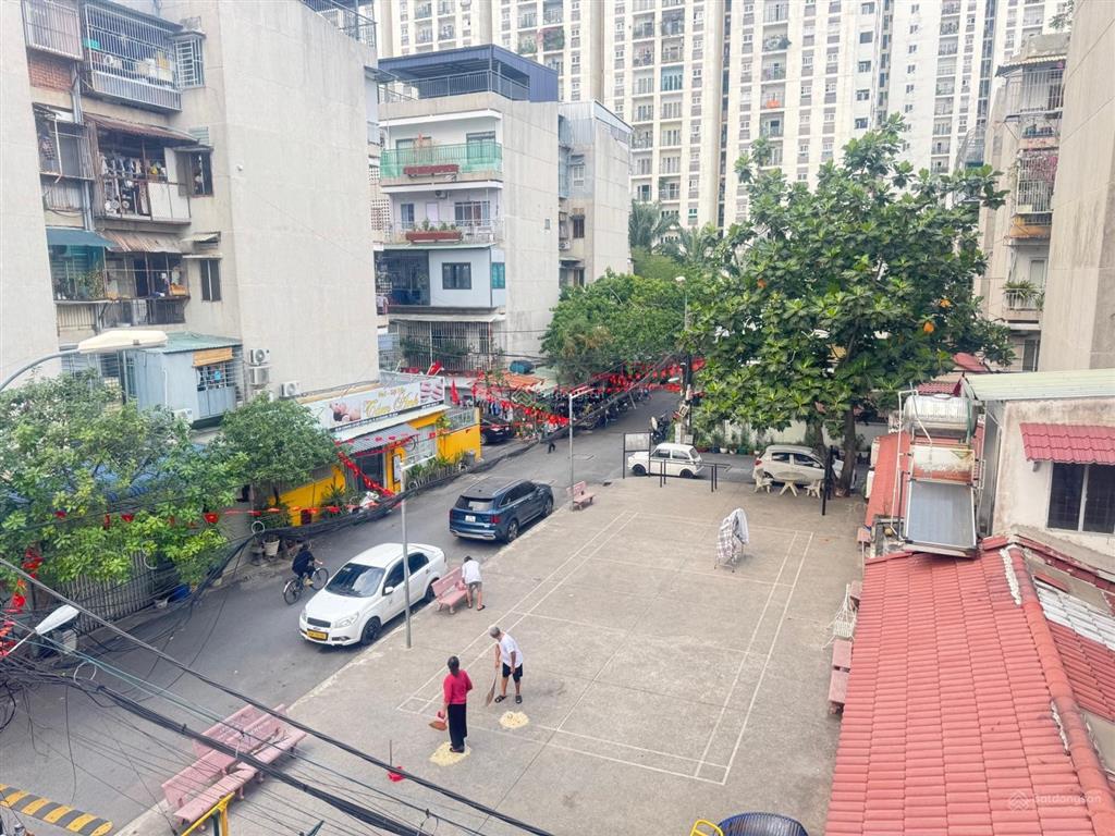 Giảm 2 tỷ nhà 4 tầng trần não chỉ 10 tỷ hơn! ngang 414m 1 trệt, 3 lầu, sân thượng