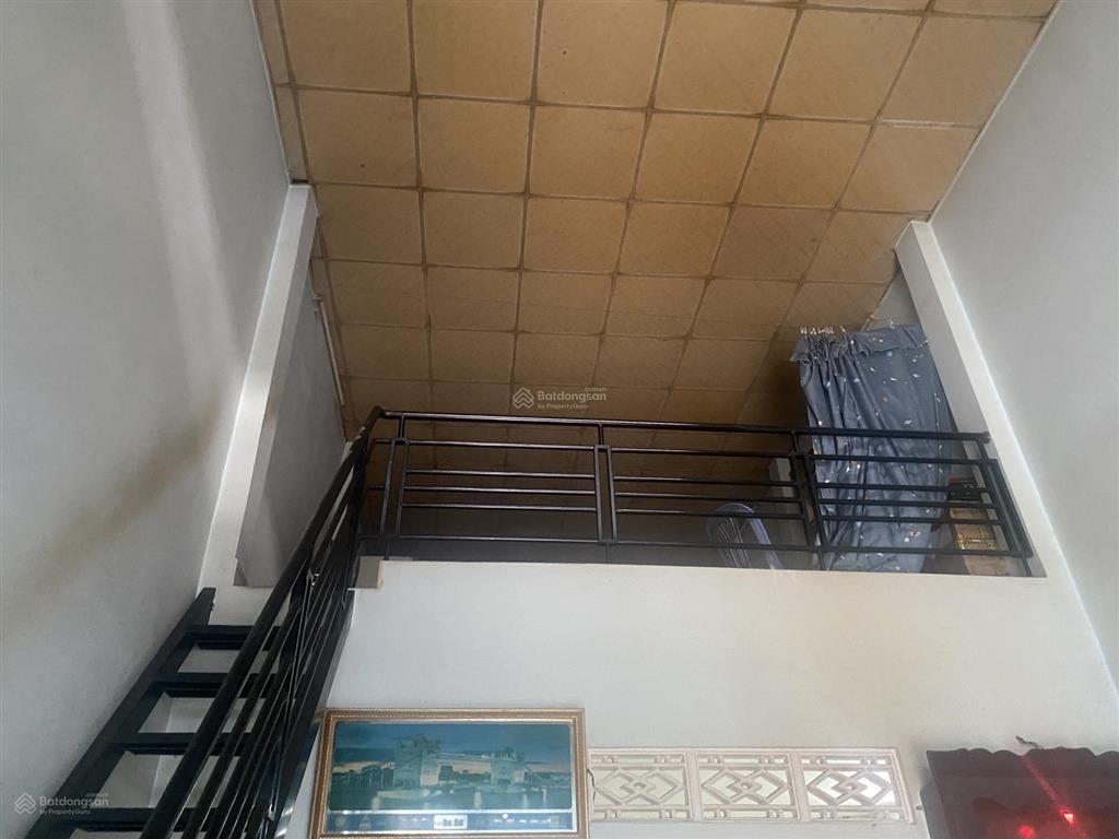 Chỉ 3 tỷ nhà đẹp hxh nguyễn duy trinh ngay vòng xoay phú hữu! 4x13m 1 trệt + 1 lửng