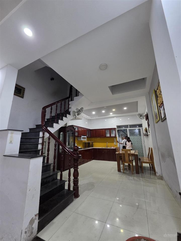 Bán căn góc 2mt hẻm 8m thông dương quảng hàm p5(7mx14m)3 lầugiá 14ty tl