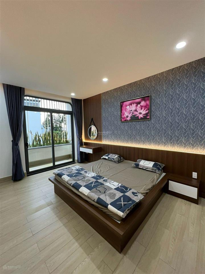 Bán nhà hxh ngay emart phan văn trị p5 (5.5mx17m) giá 11.2 tl